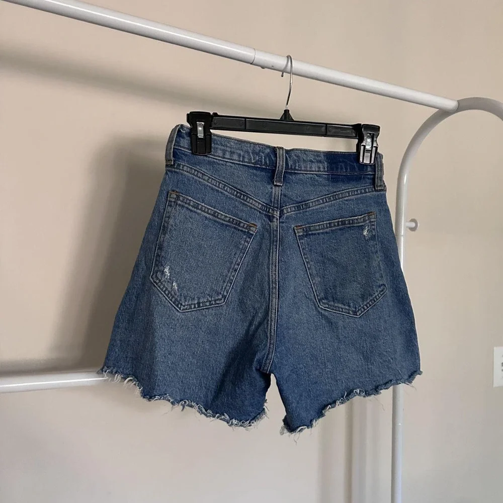 Abercrombie & Fitch - The Dad Short